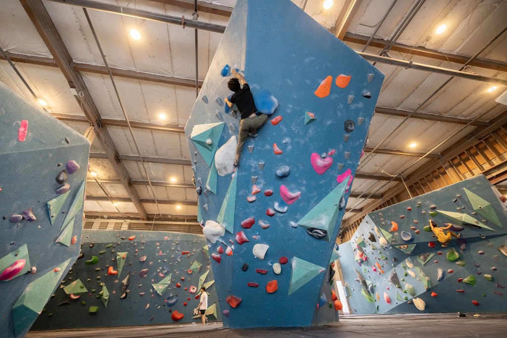  Bouldering Project - Poplar