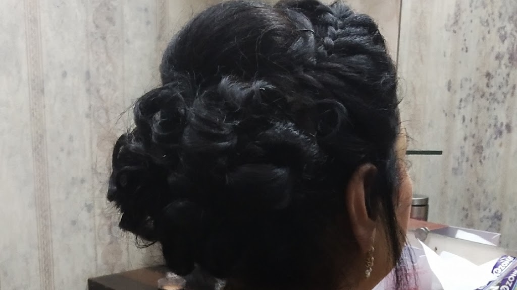 New Mirror Beauty Salon