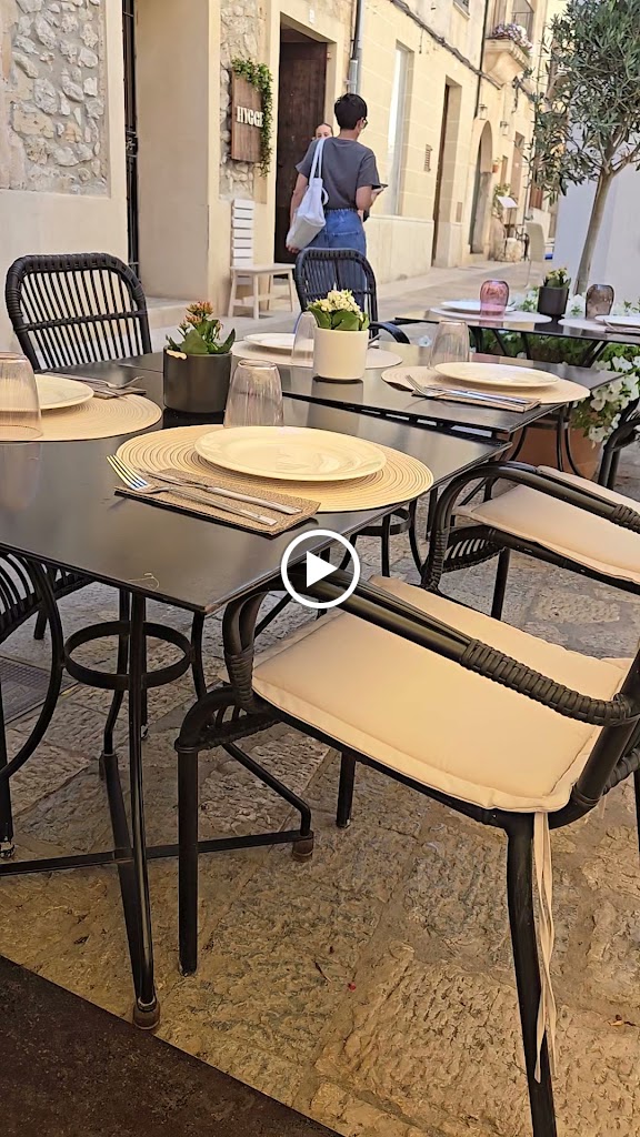 Mon Restaurant — Ambiente