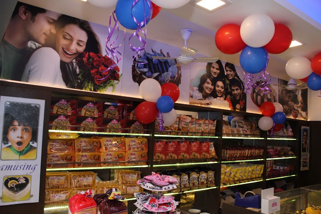 Monginis Cake Shop