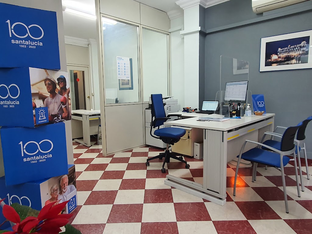 Agencia de Santalucia Seguros — Interior