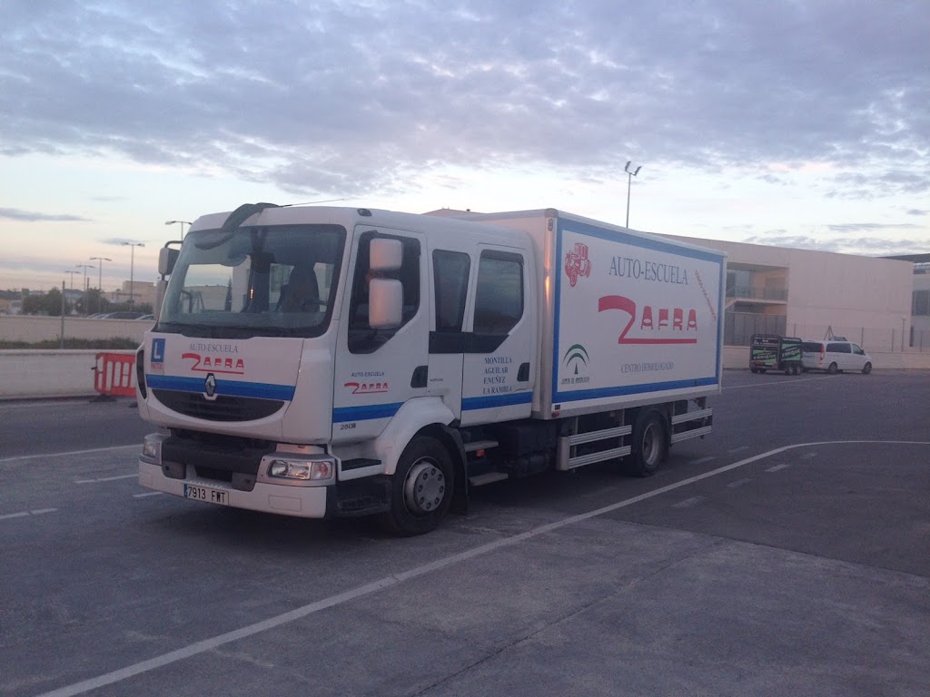 Auto-Escuela Zafra — Automovil