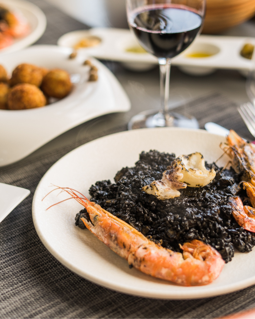 Restaurante Gurea — Comida y bebida