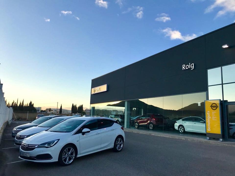 Auto-Comercial Roig Agent Opel — Hatchback