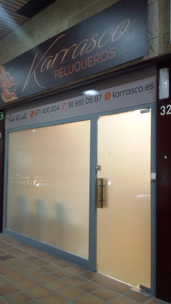 Karrasco Peluqueros — Exterior