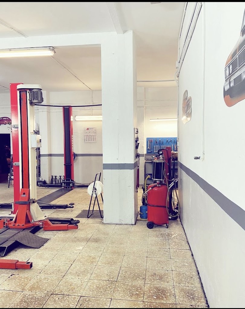 Taller Anjocar S.L — Interior