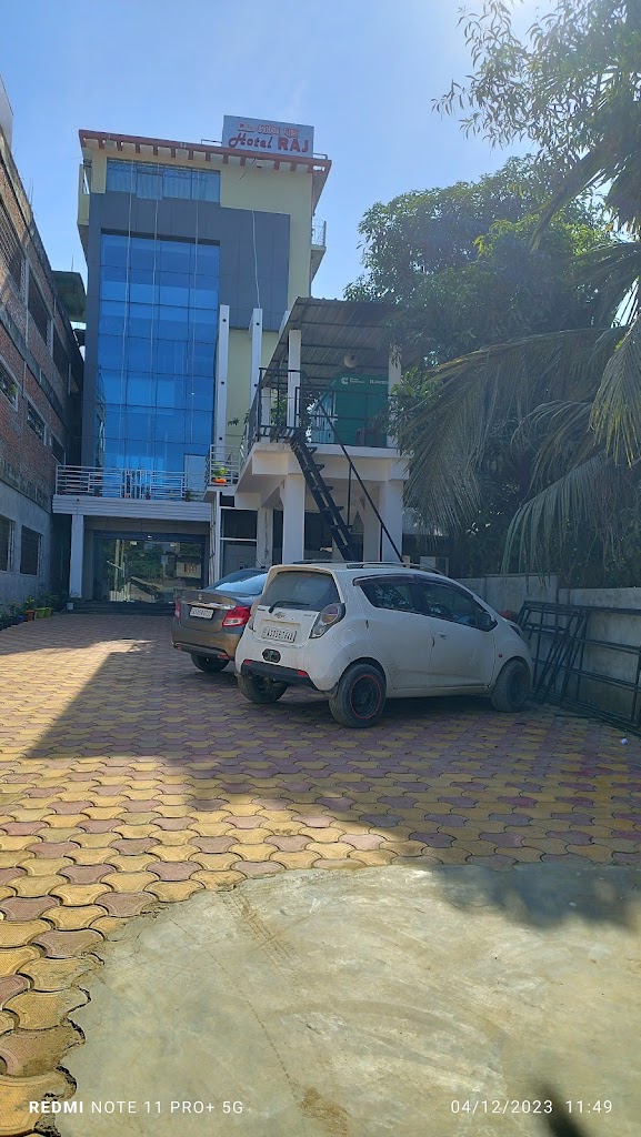 Hotel Raj