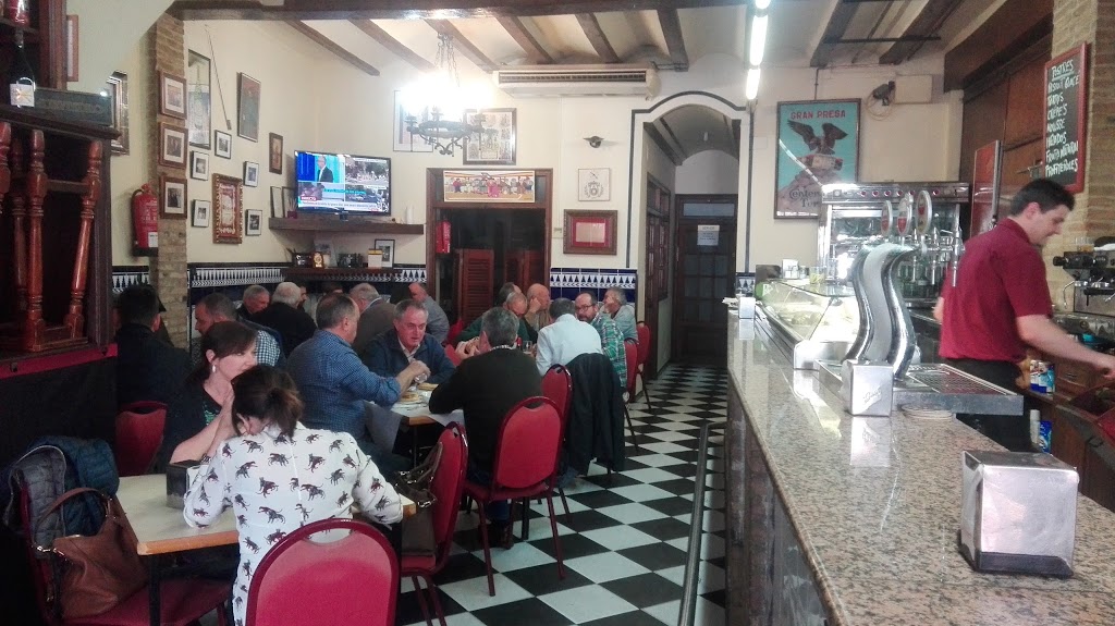 La Bodegueta — Ambiente