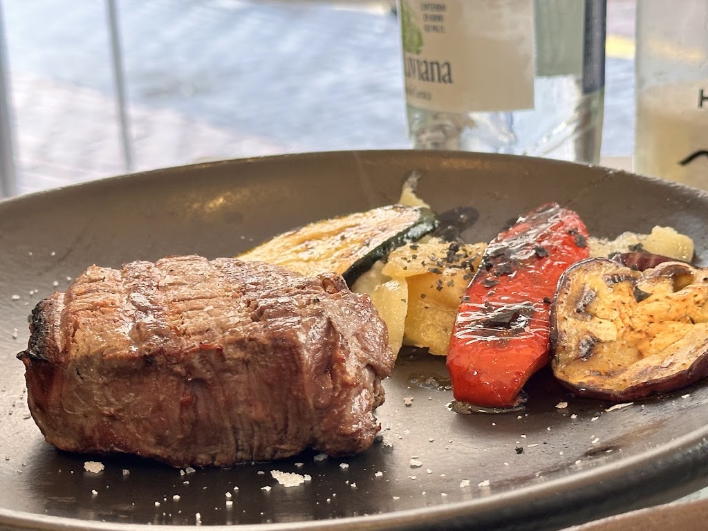 Cafeteria Restaurante Pecados — Comida y bebida