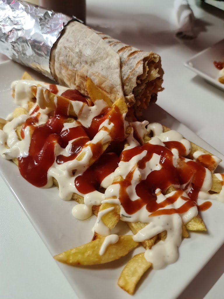 pizza place bar i doner kebab — Comida y bebida
