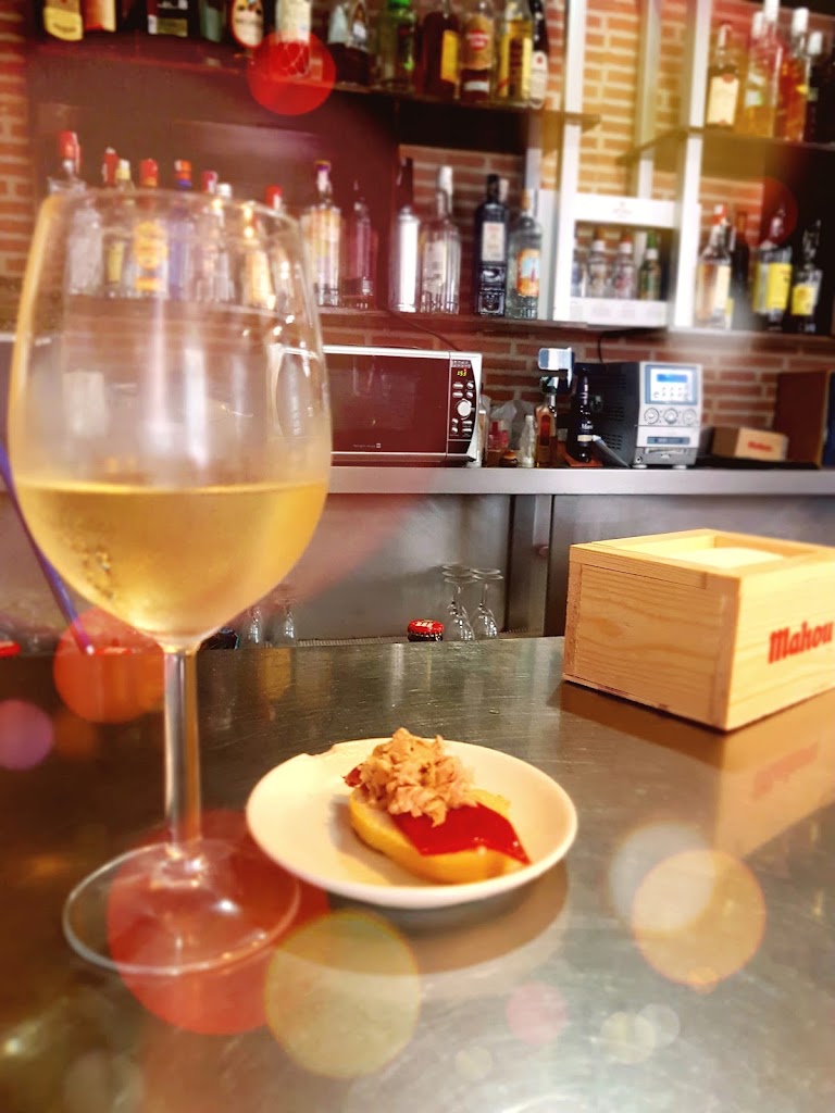 Bar Fern's — Comida y bebida