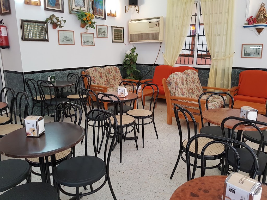 Cafeteria y Pasteleria Nuestra Senora del Rocio — Ambiente