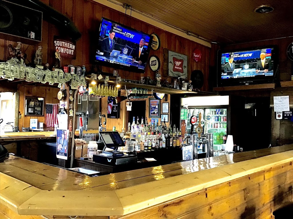  The Blue Roadhouse Bar & Grill