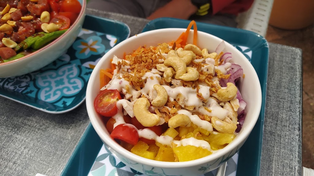 Tropikal Poke — Comida y bebida