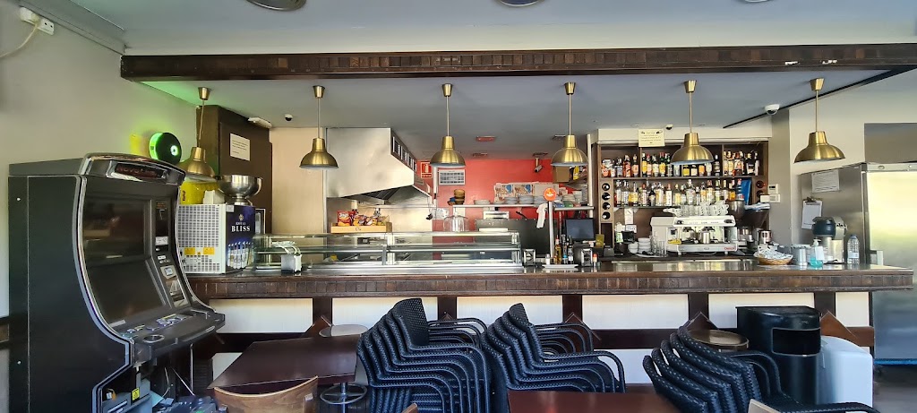 Entre Tapes Oliveres — Ambiente