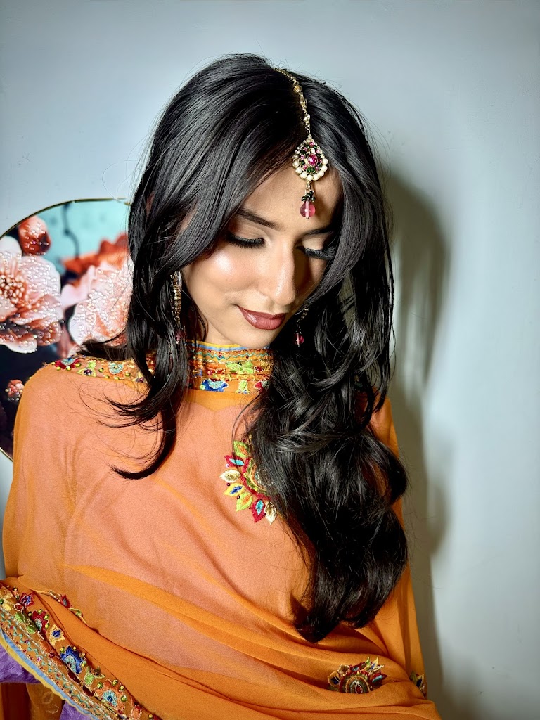 Gargiesque Makeup Nails