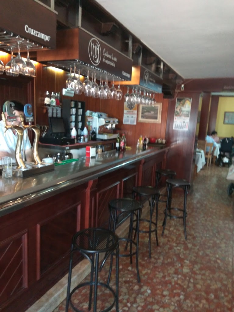RESTAURANTE EL PARRAL — Ambiente
