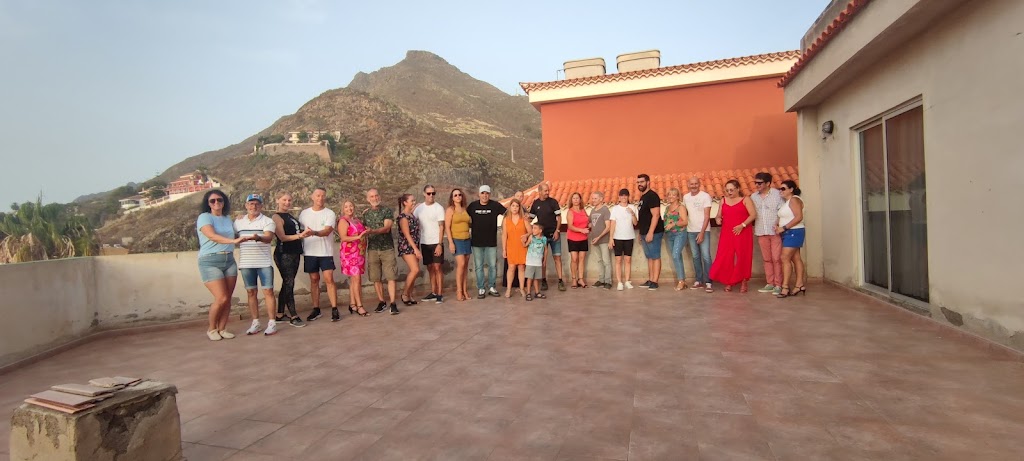 Academia baile huella latina tejina