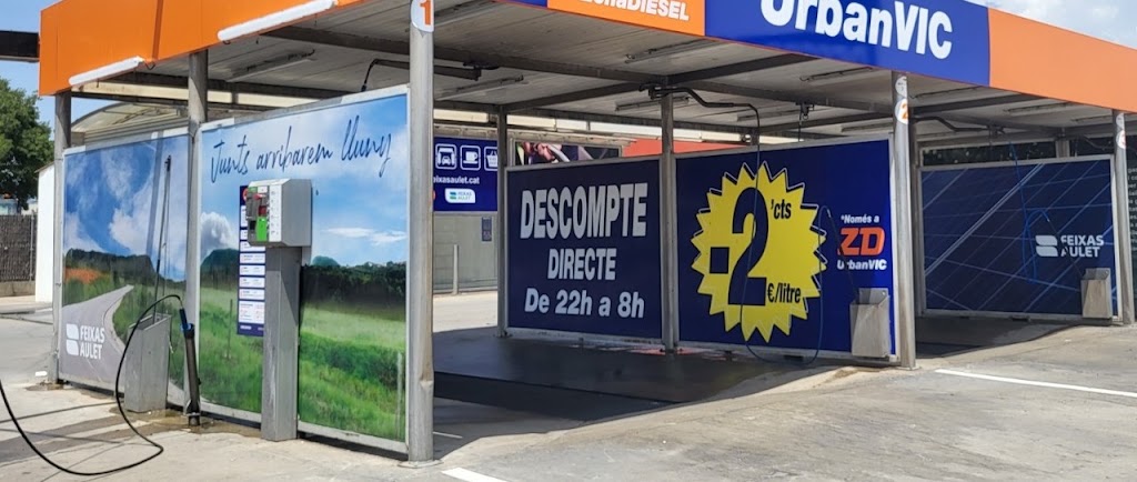 ZD Urban Vic - Gasolinera Vic — Exterior