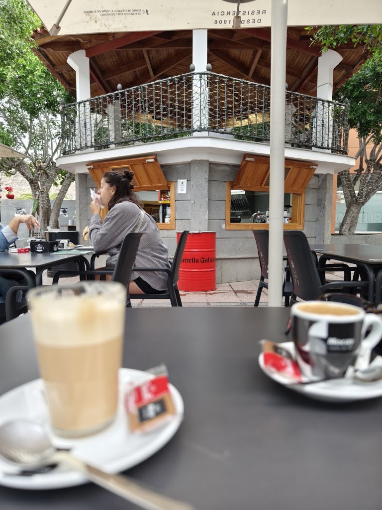 Quiosco Gloria Bendita — Cafe
