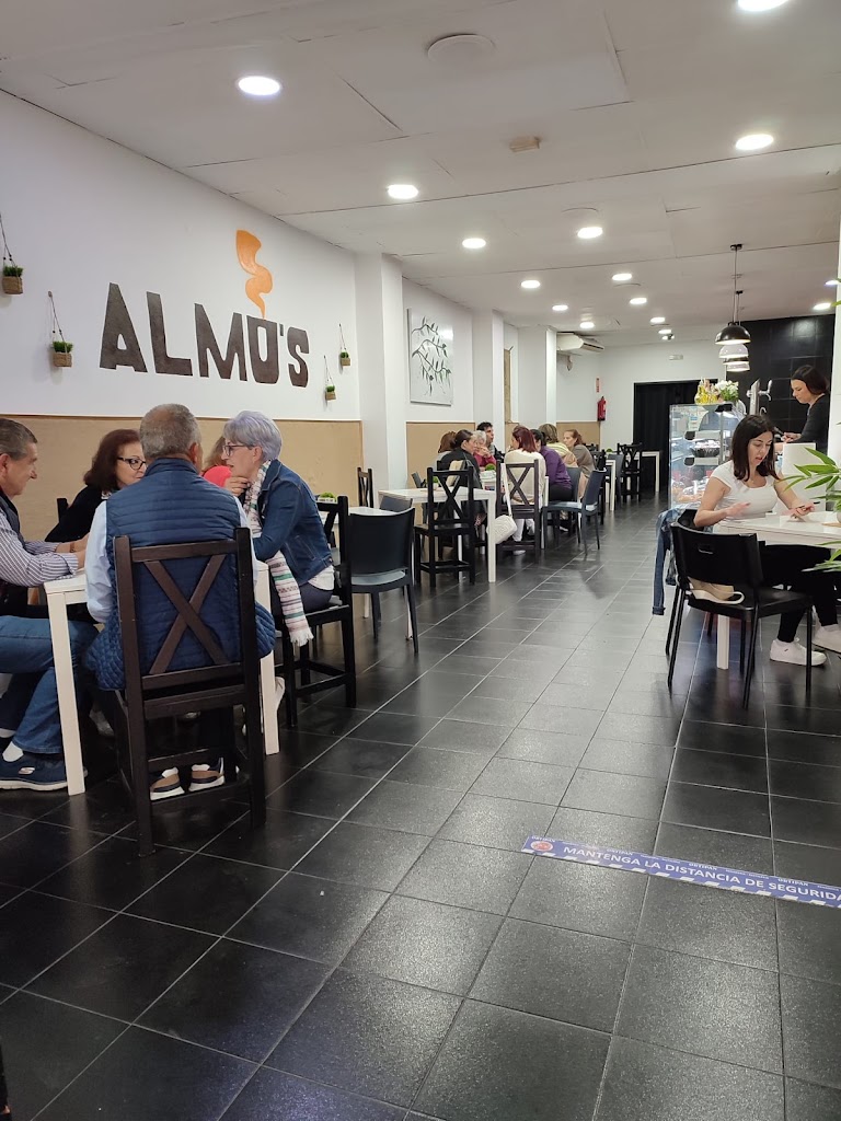 Almu's Coffee & Bar — Ambiente