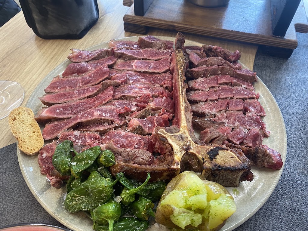 Venux Restaurant — Comida y bebida
