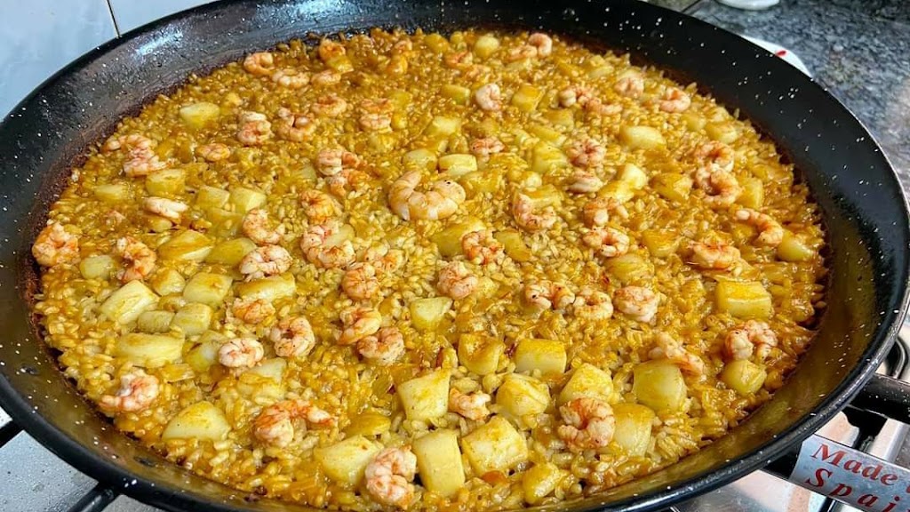 Restaurante La Isla — Comida y bebida