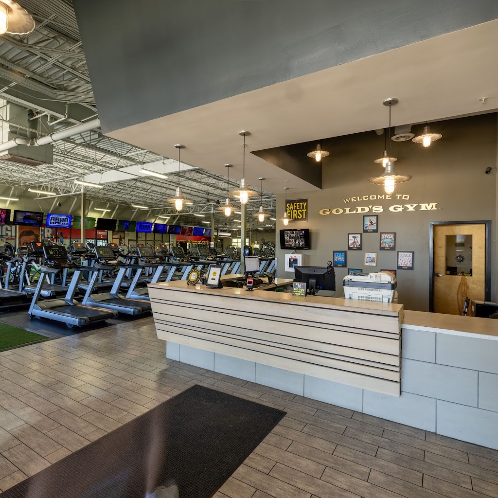  Gold's Gym