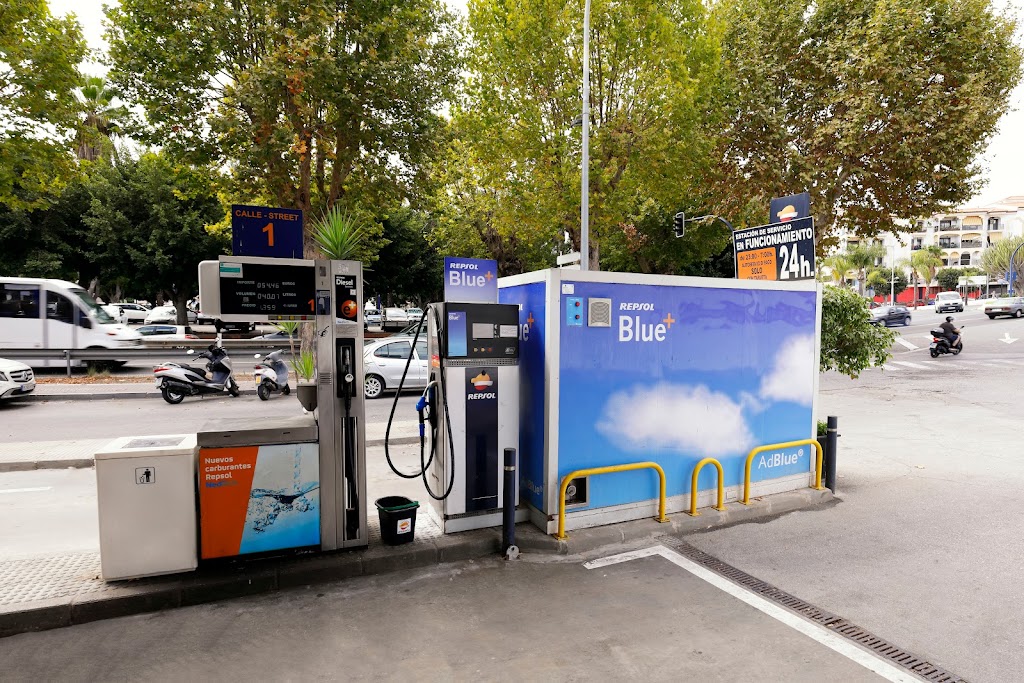 Gasolinera La Paloma — Surtidor de combustible