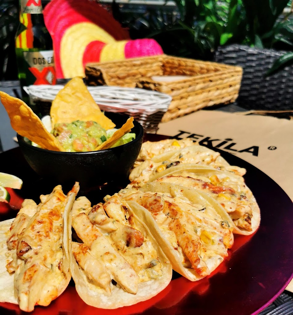 Restaurante Tekila — Comida y bebida