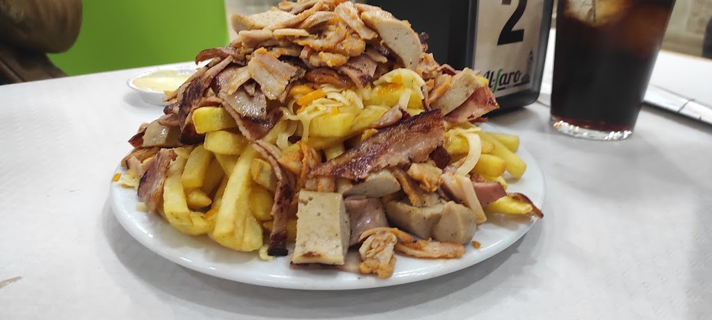Al-Faro Burger — Comida y bebida