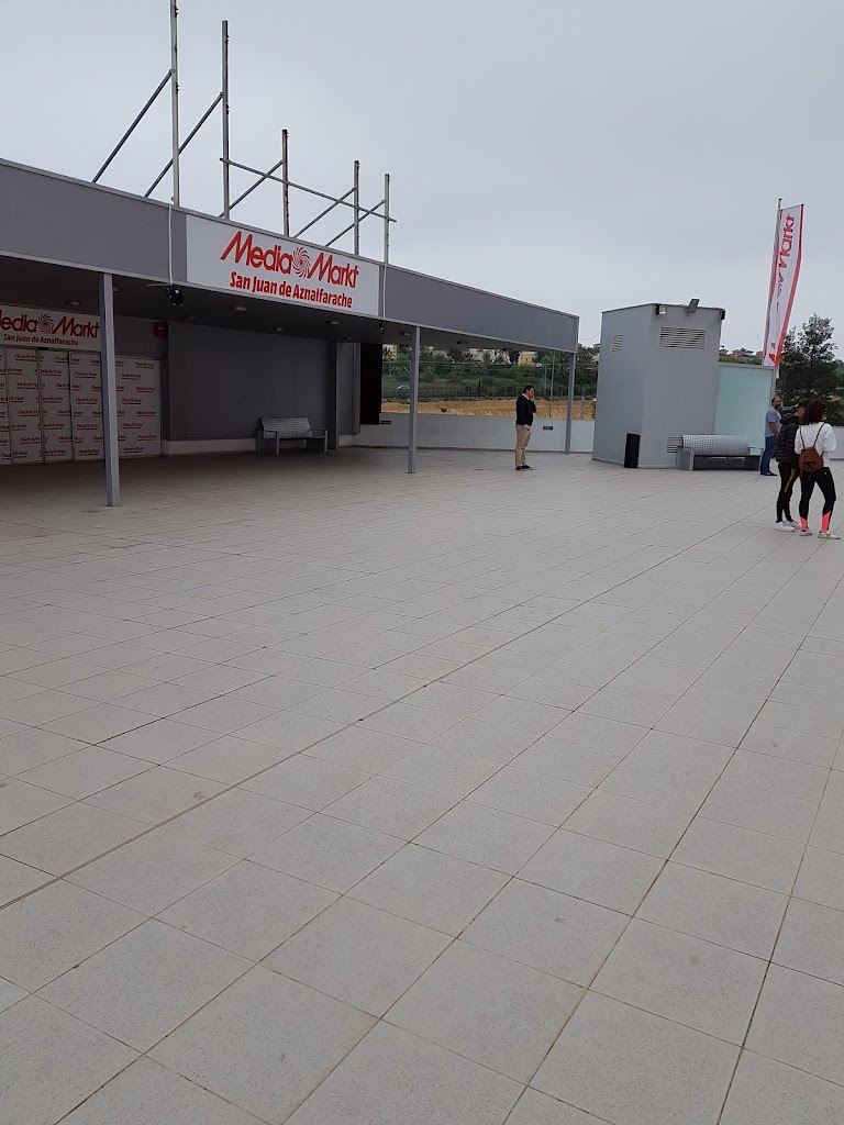 Parking Centro Comercial Cavaleri