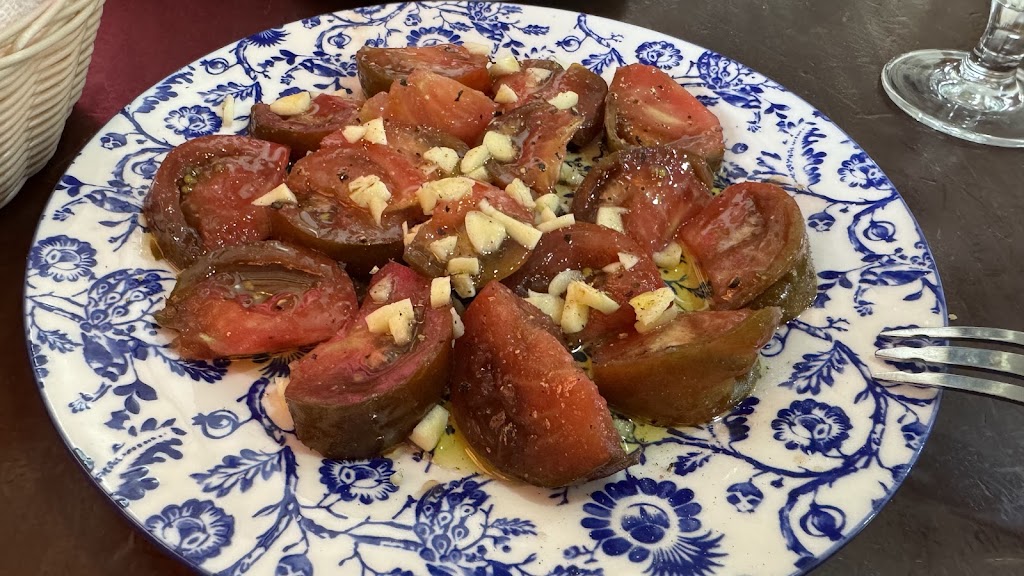 Bar Asador La Carboneria — Comida y bebida