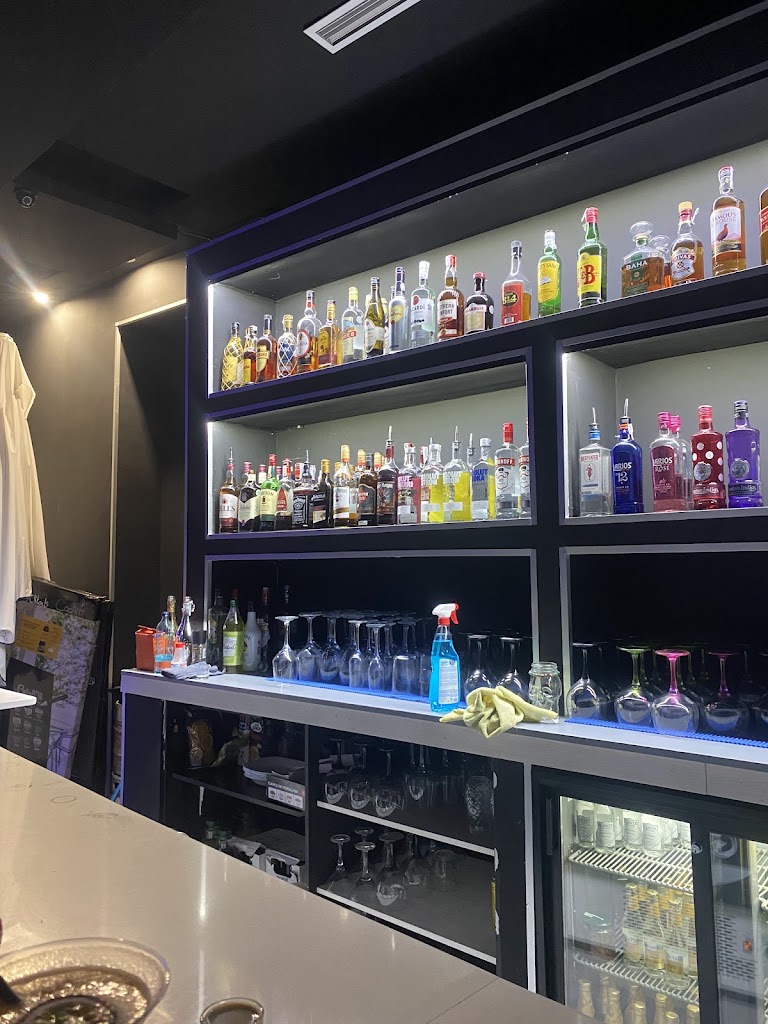Hayes gin & cocktail bar — Ambiente