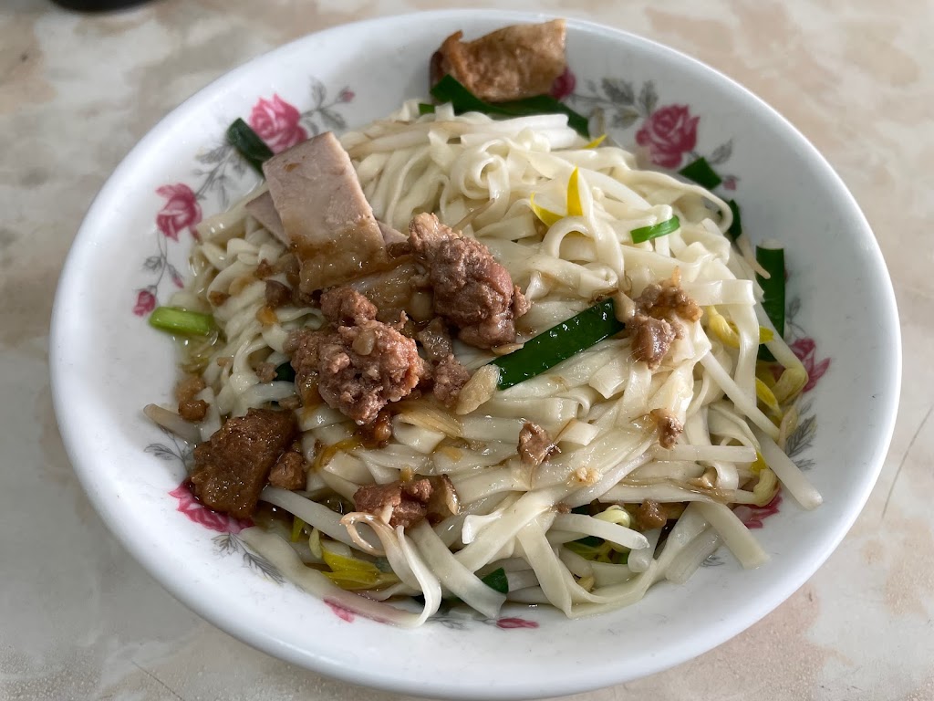 歪仔伯東市意麵 的照片