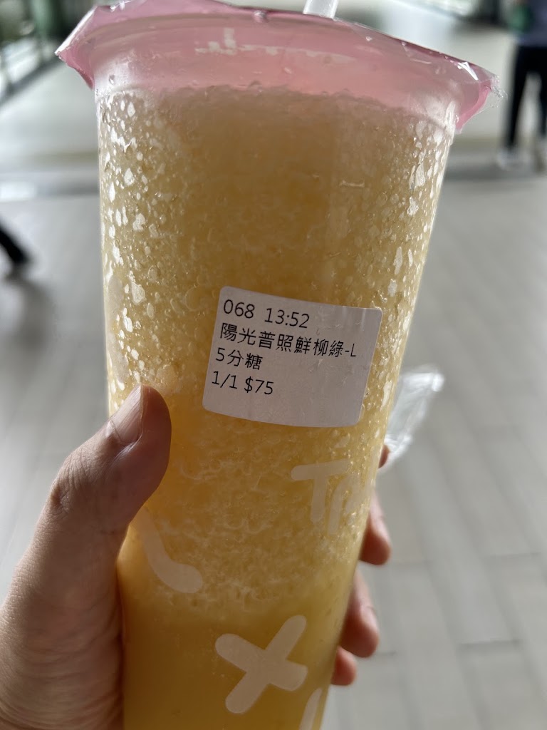 繼光香香雞xTplus茶加聯名店-桃園新光影城 的照片