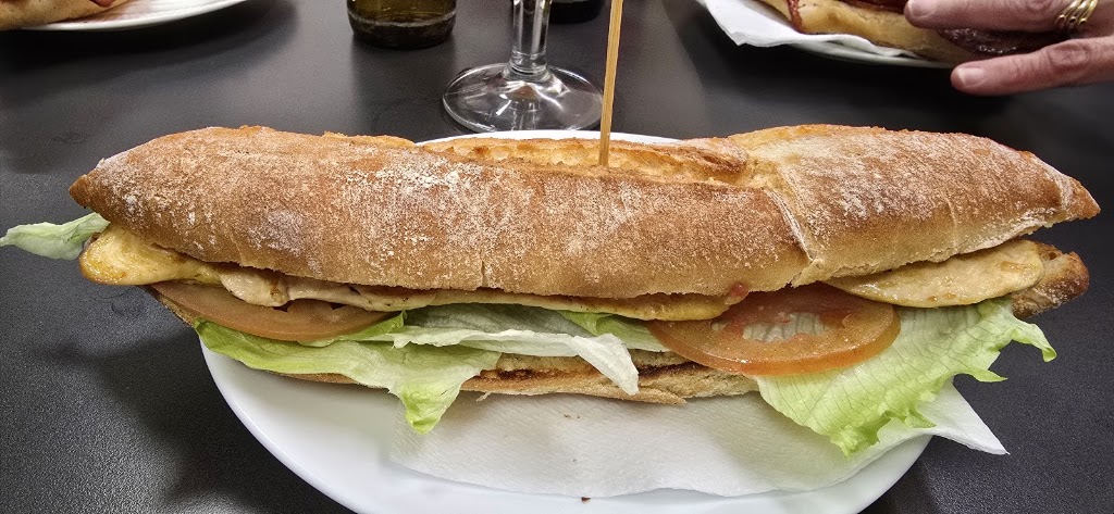 Bar La Epoca — Baguette
