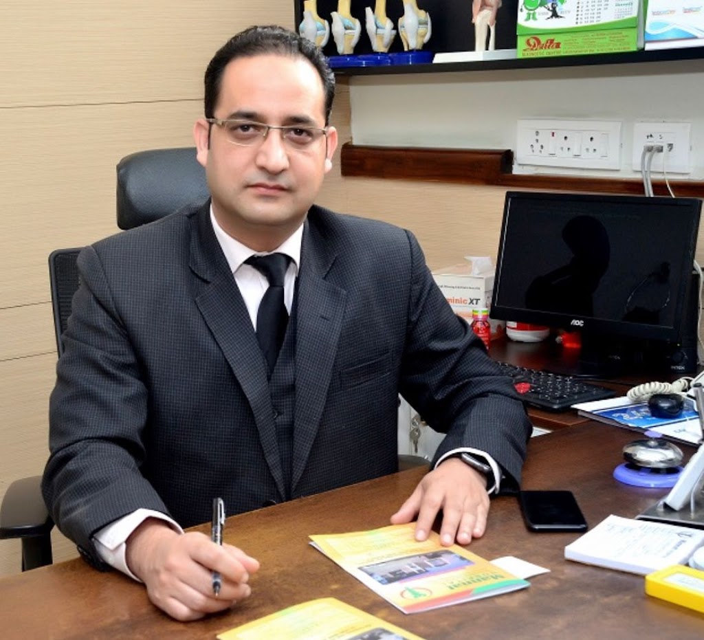 Dr. Mannat Hospital Institute Of Endoscopic Minimal Invasive Spine Surgery