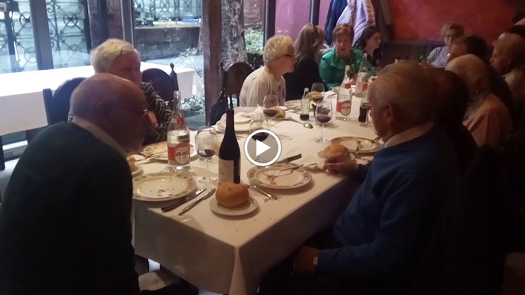 Restaurante La Consistorial — Videos