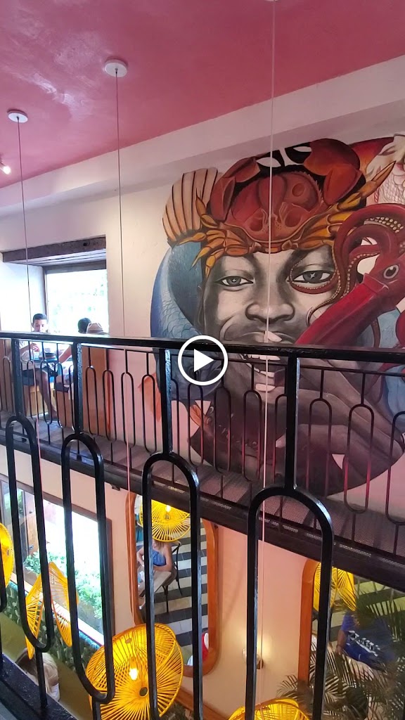 BUENA VIDA Marisqueria Caribena & Rooftop (Cartagena) — Ambiente