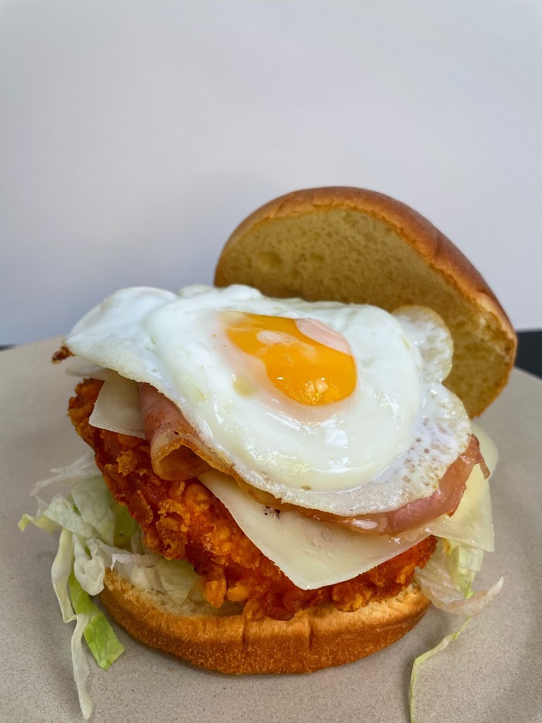 Hamburgueseria Blanyo — Comida y bebida