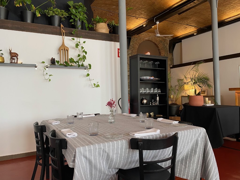 Threads Restaurant — Ambiente