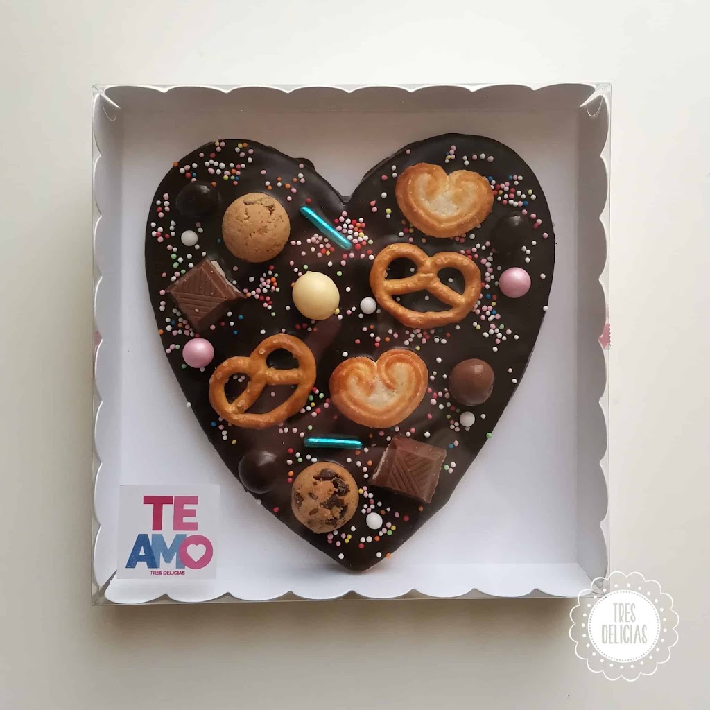 Tres Delicias — Comida y bebida