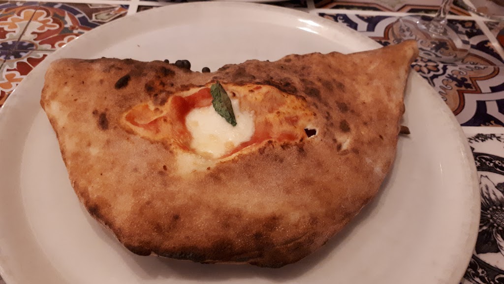 Bar Napoles — Comida y bebida