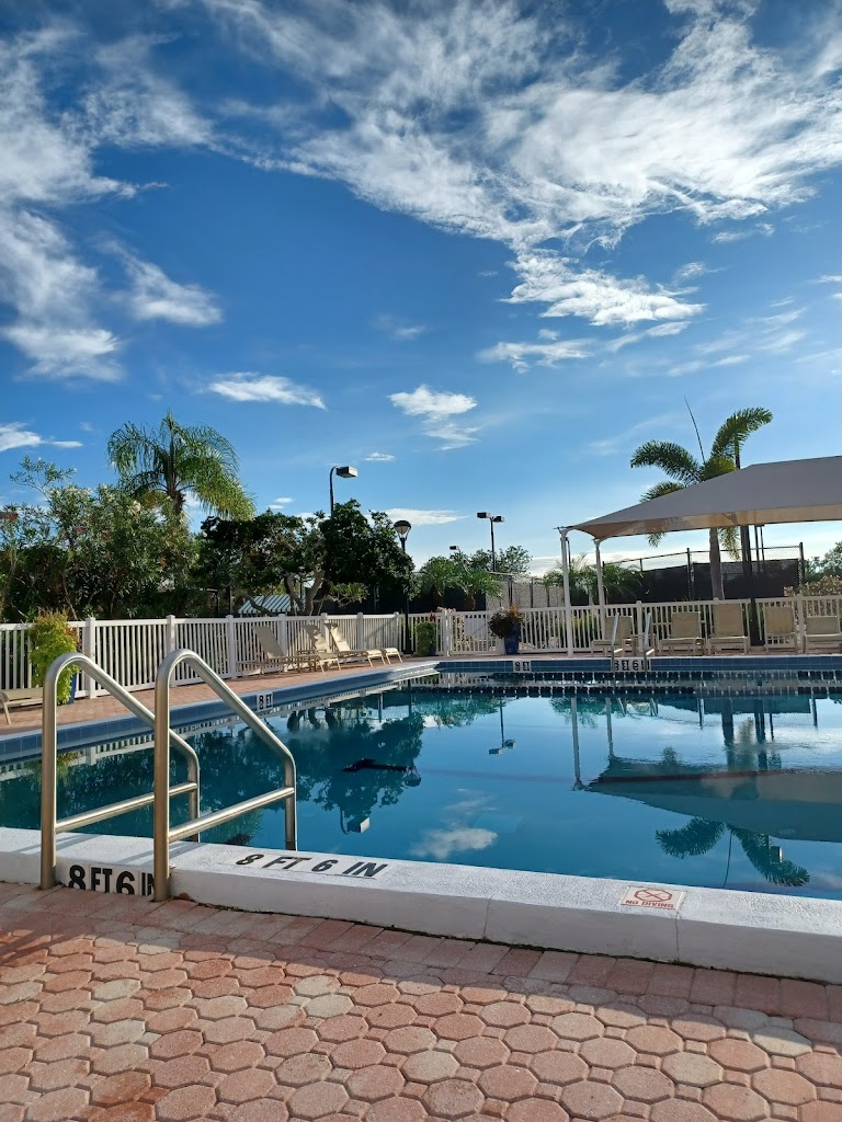 Landings Racquet Club