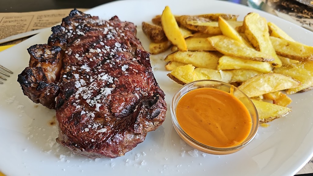 Mil Amores — Comida y bebida