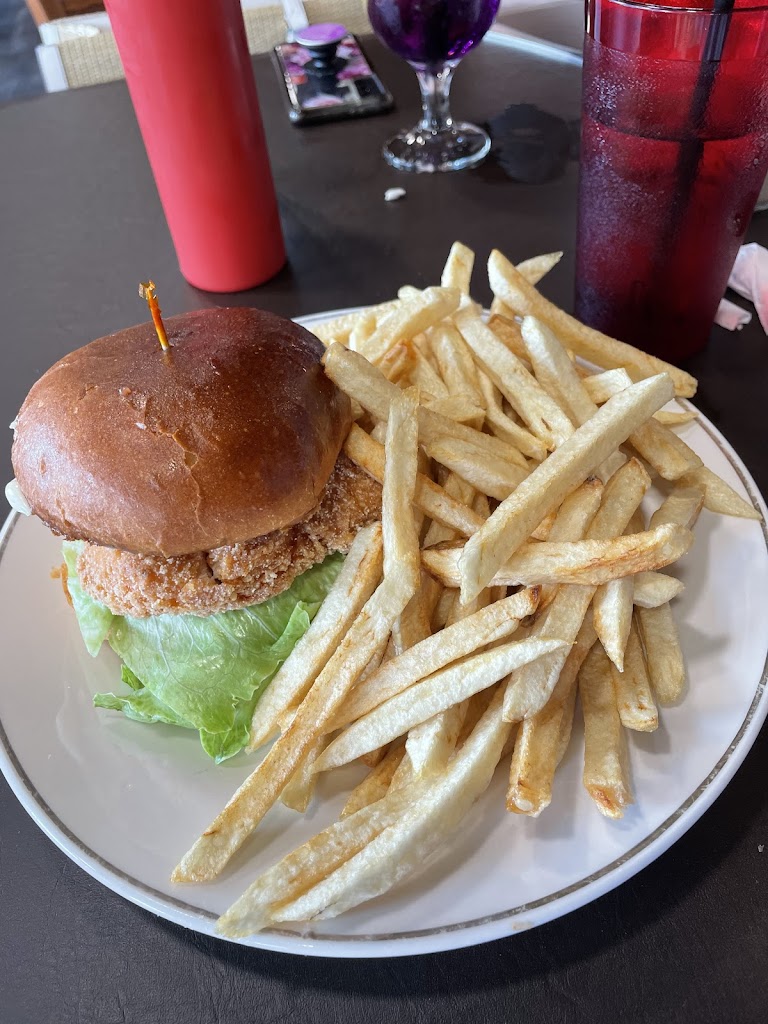 Main Street Sports Bar and Restaurant in Val Caron