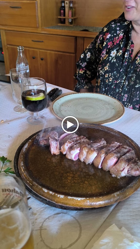 Hotel Restaurante Blanco y Verde — Videos