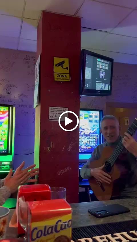 Nou Espantall Bar Cambrils — Videos