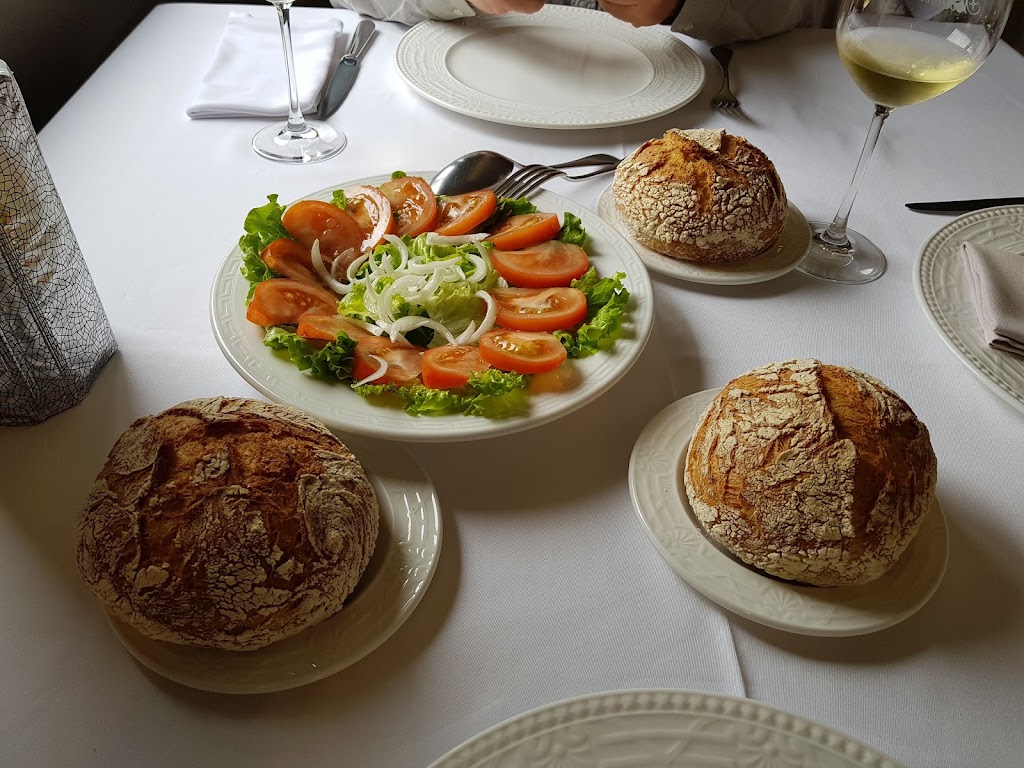 Restaurante Modesto — Comida y bebida